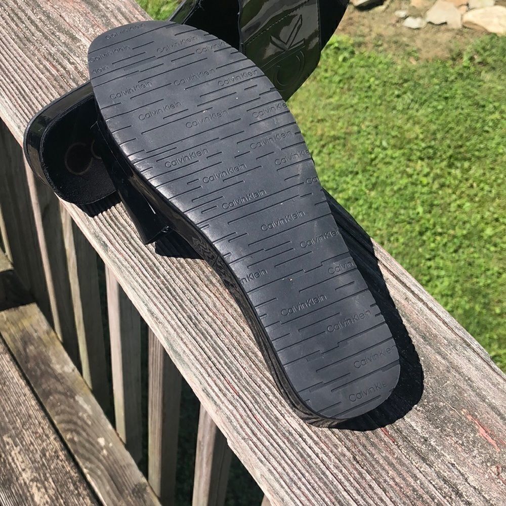 ⬇️Calvin Klein Slides  - Picture 5 of 5